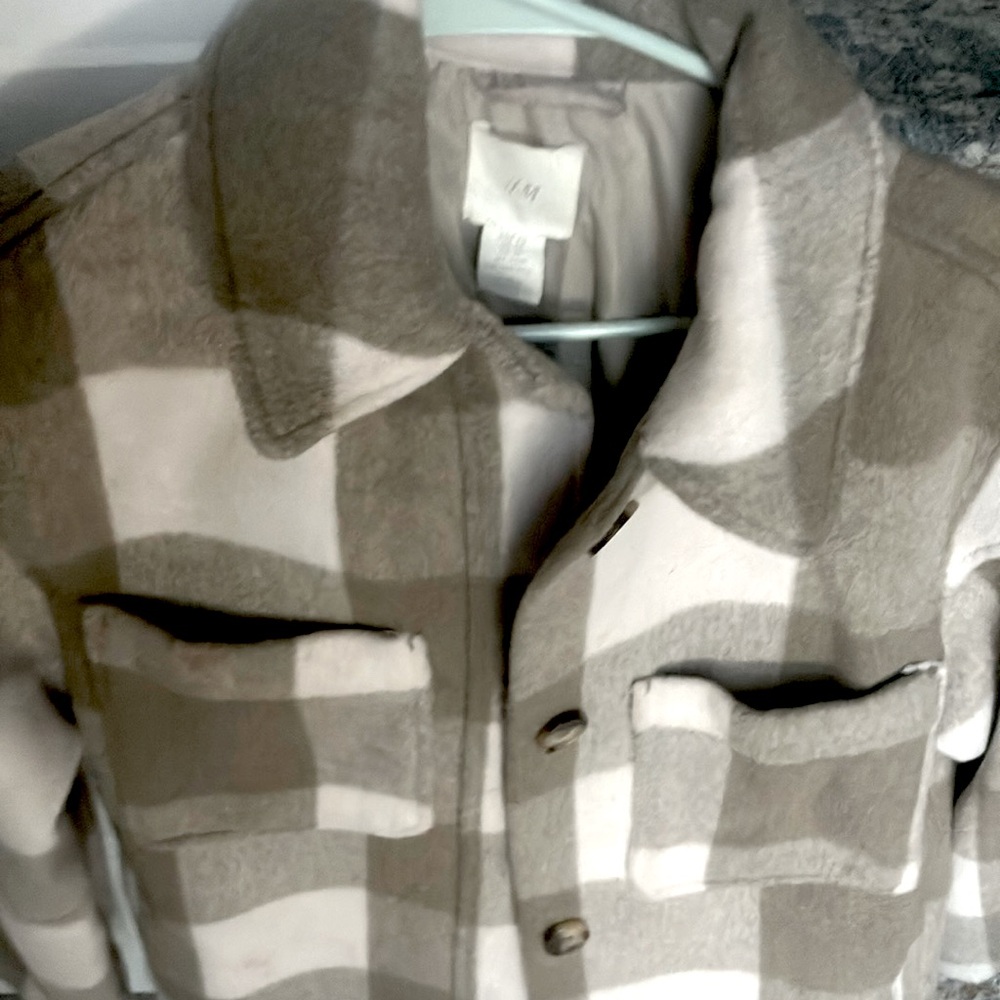 H&M Shaket